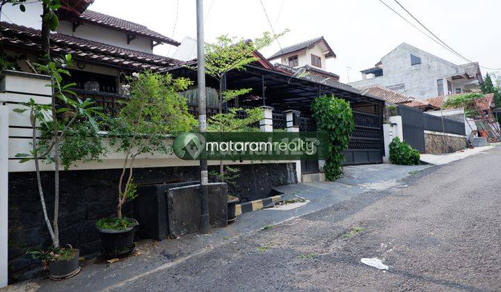 Rumah Mewah dan Asri di Cigadung, Bandung Utara - Siap Huni 1