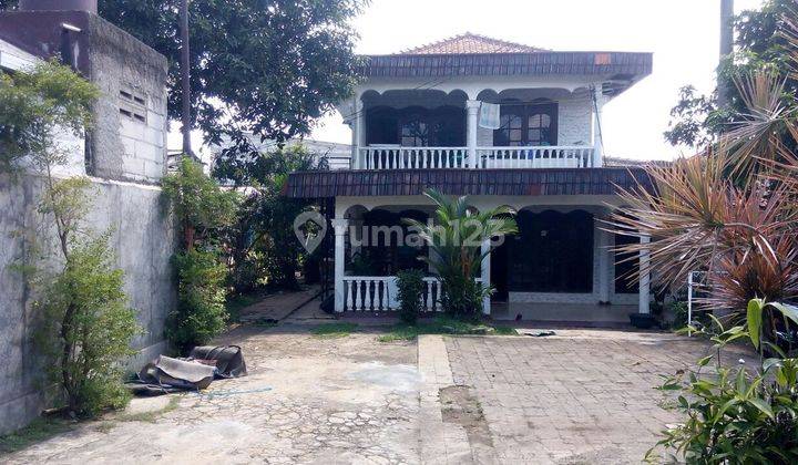 Rumah Besar Halaman Luas di Pinggir Jalan Raya Beji Depok 1