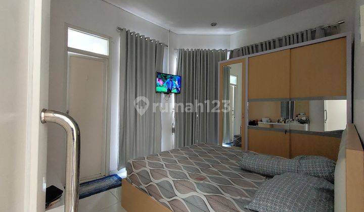 Rumah Bagus Full Furnished Dekat Manahan Solo 1