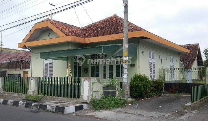 RUMAH BELANDA 1945, FREE Lapangan + 12Kos @ malioboro kota baru kraton 1