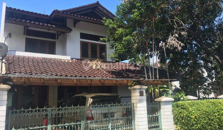 Rumah lama layak huni di kompleks Ligamas Indah Pancoran lingkungan cakep dan tenang jalan lebar 5 menit dari patung pancoran 2