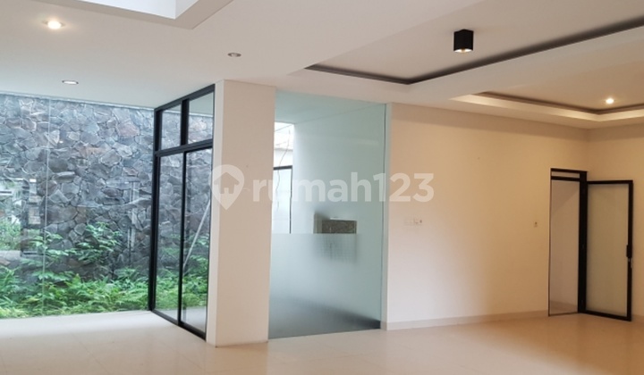 Price Drop! New, Nice Minimalist 2-Story House in Setraduta, Bandung 2