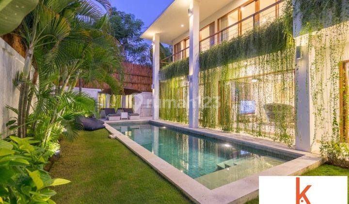 CHARMING FREEHOLD COMPLEX VILLA IN TANJUNG BENOA VL2084 1