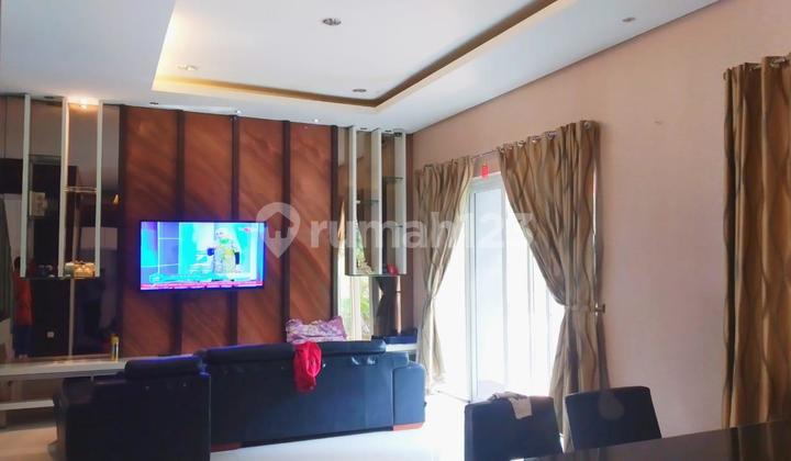 PIK Town House Ebony