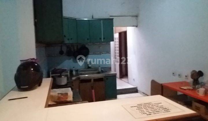 Rumah Kosan di Salemba Ada 25 Kamar Tidur 1