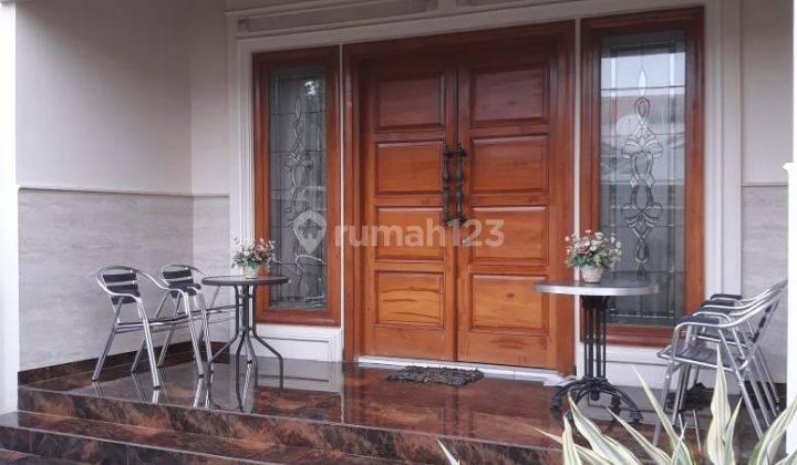 Rumah Mewah Mediteranian Dekat Jalan Bhayangkara Solo 2