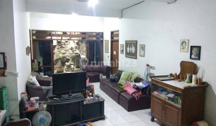 Rumah bertingkat cocok unt kost² an 1