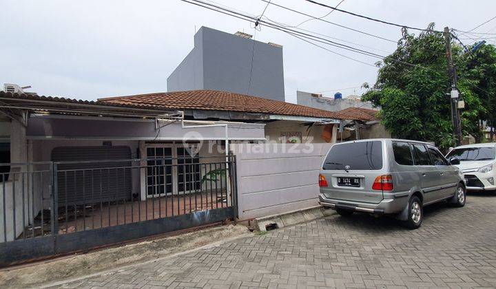 Rumah di Kompleks Tomang Villa Mas 2