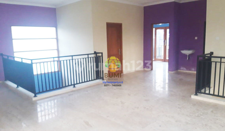 Rumah luas siap pakai dekat exit tol 2