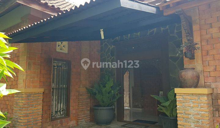 Rumah etnik kayu joglo di kadipiro solo 2