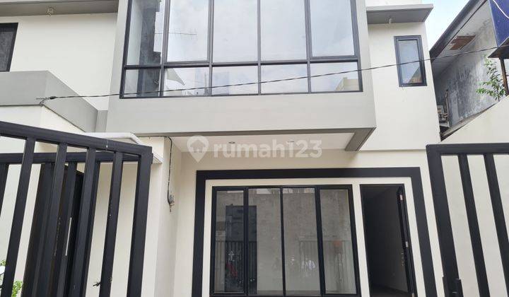 Rumah Brand New Siap Huni di Tebet Barat Jakarta Selatan 1