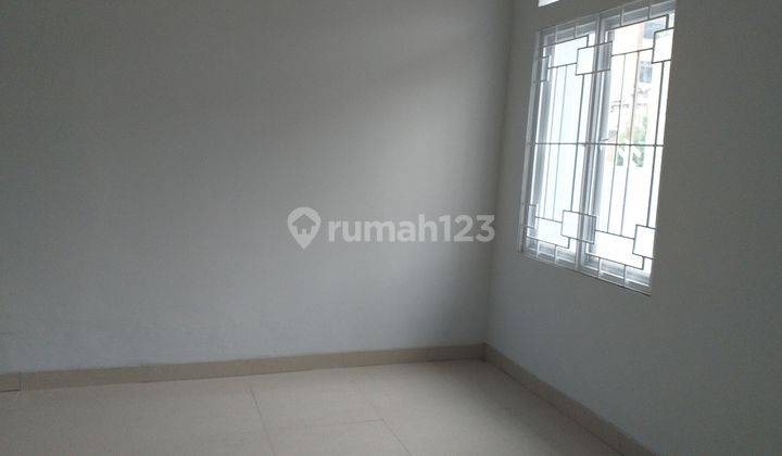 Rumah Murah Minimalis 2 Lntai Lokasi Strategis Dekat Tol Dukuh 2