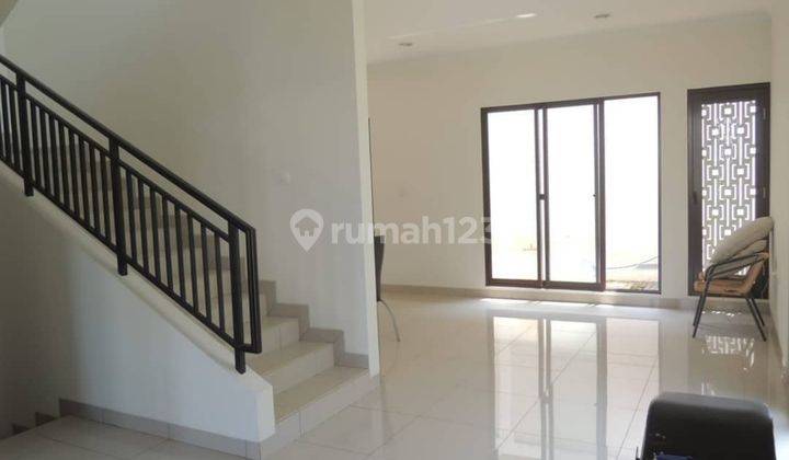 Rumah Summarecon Btari Hoek Harga Sensual 2