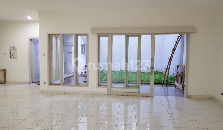 Turun Harga! Setraduta Rp 3,9 M Minimalis Terawat 2