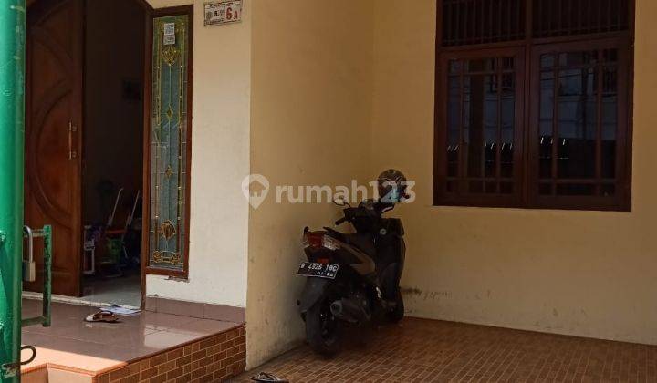 Rumah 1M-an dengan jalan lebar di rawamangun 2