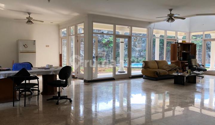 Spacious Serene House With Pool Ampera 1000m2