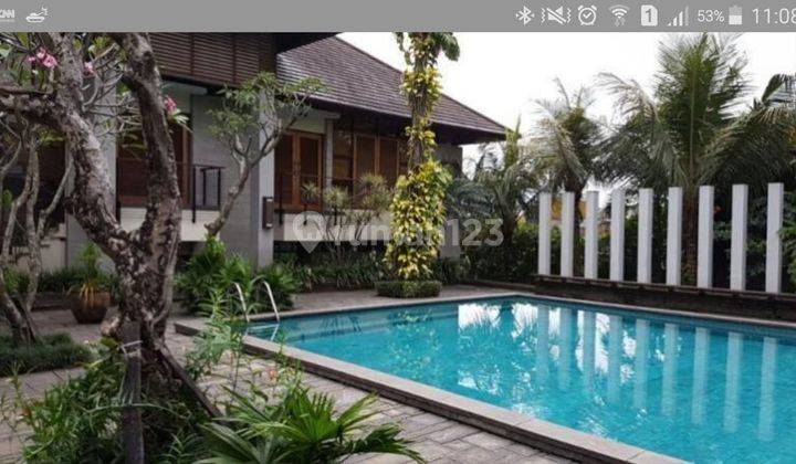 Rumah villa setiabudi + kolam renang (hanya dihitung harga tanah( 2