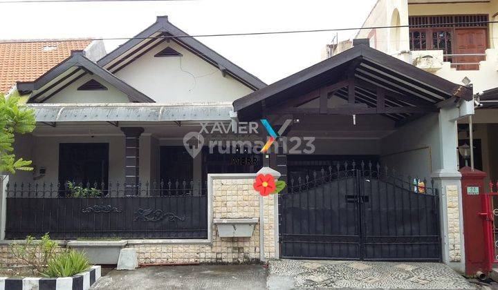 Rumah Bagus Terawat Siap Huni di Penjaringan Sari ! 1