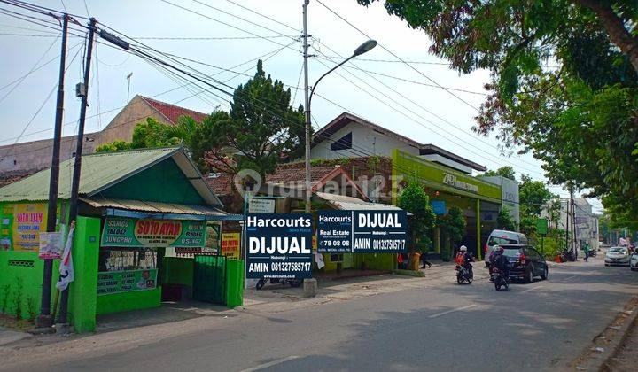 Rumah Halaman Luas Pinggir jalan Besar Solo kota dekat Grandmall dengan Tanah Luas 682m cocok untuk Bisnis maupun tempat tinggal 1