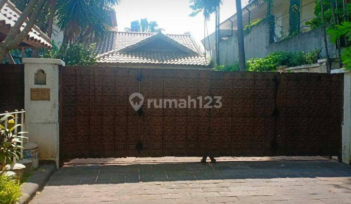 Rumah Nyaman dan Asri di Metro Pondok Indah Jakarta Selatan 1