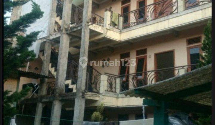 Dijual Rumah Kost dan Bangunan Komersial di Mainroad Gegerkalong Bandung 1