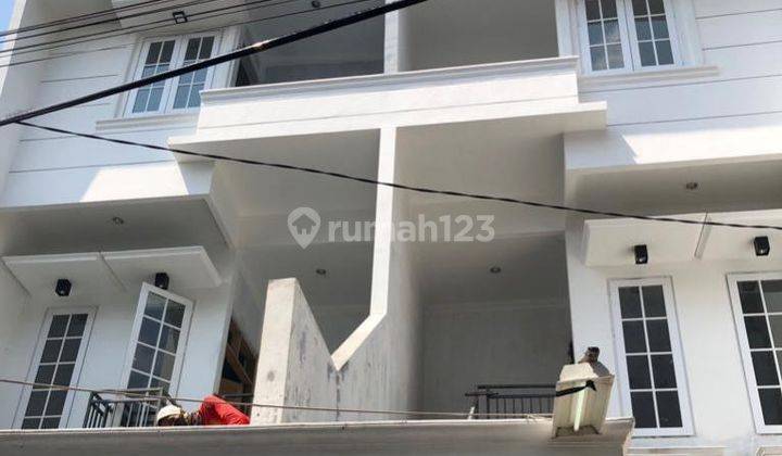 Rumah Baru Panglima Polim Kebayoran Baru, Jakarta ST-R841 1