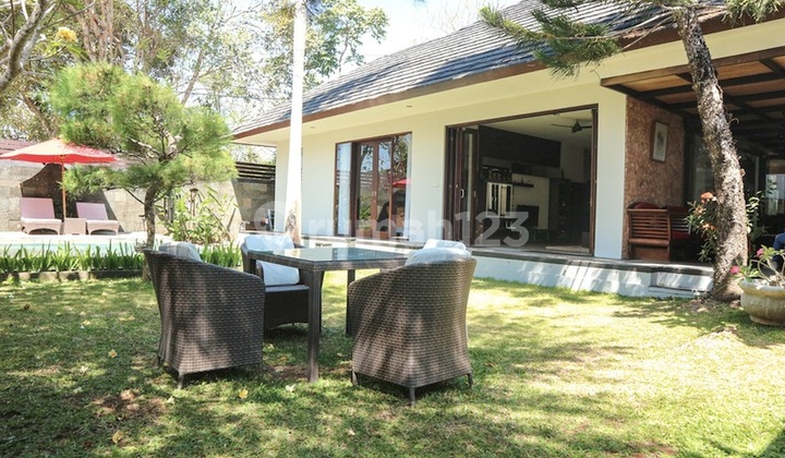 Villa Located in the Quiet Area of Kutuh Ungasan 2