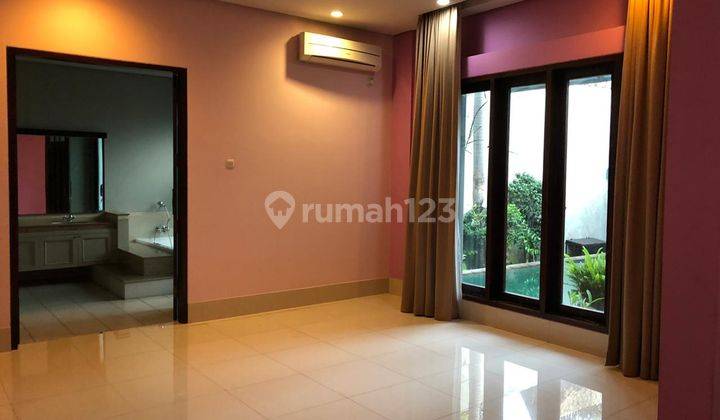 Rumah Bagus Siap Huni Area Kemang 2