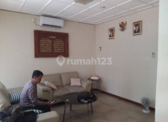 RUMAH STRATEGIS DI BLOKM COCOK UNTUK KANTOR 2