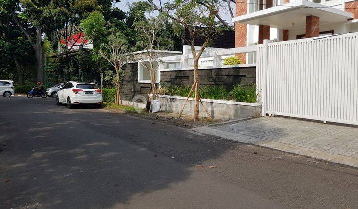 Rumah Baru Swimming Pool di Bintaro Jaya Sektor 1 Jakarta Selatan 2