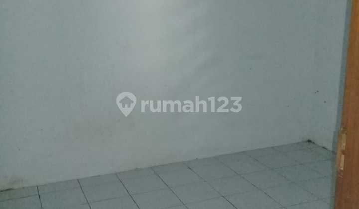 Rumah di Perum ABR Kebomas Gresik 2