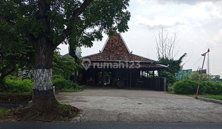 Tempat Usaha Dekat Rumah Sakit Dr Oen Solo Baru 1