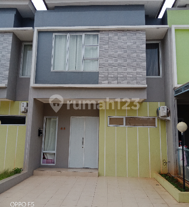 Magnolia Town House 3 Kamar Barat