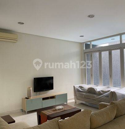 The Residence Town House in Bangka Kemang 1