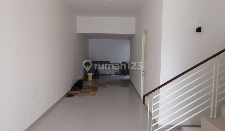 FLASH SALE BARU GRESS Rumah 2 Lantai Gayungsari Dkt Al Hikmah Surabaya 2