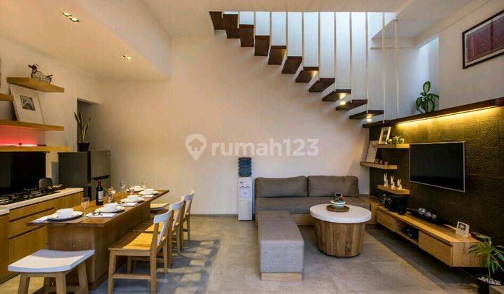 Villa modern minimalis running bisnis 1