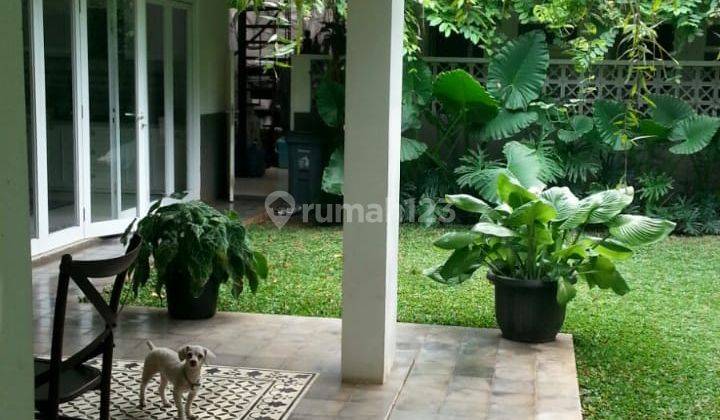 Rumah Asri Dikomplek Elit 2