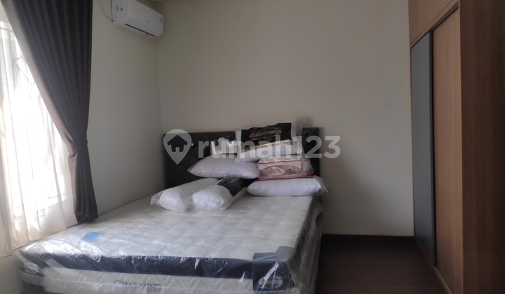 House for Rent Semi Furnished in Lippo Cikarang Cluster The Patio