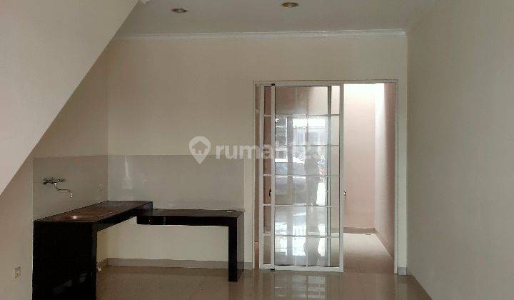 Rumah 2 Lantai West Europe Green Lake City Termurah Dijamin 2