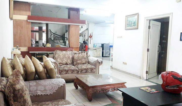 Rumah di Kutisari Indah Selatan, Bagus + Terawat, Jalan depan Paving, Siap Huni, Furnished 2