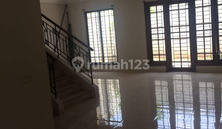 Rumah cantik Nan asri Dan nyaman 2