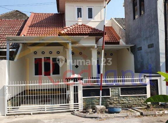 Rumah Cantik, 3 Kamar Tidur,di Semarang Indah (1317) 2