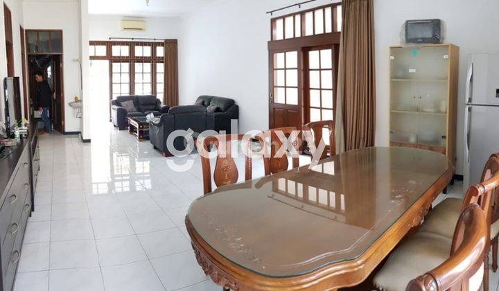 Rumah Furnish Turun Harga di Darmo Permai Selatan 1