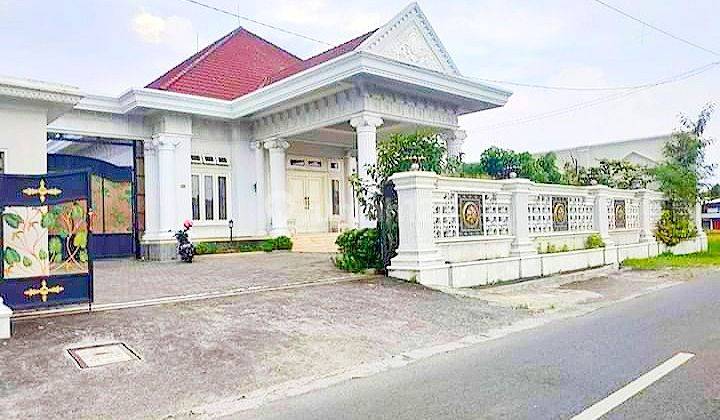 Rumah Kantor Gudang Dekat Malioboro Tanah 2000 Meter 1