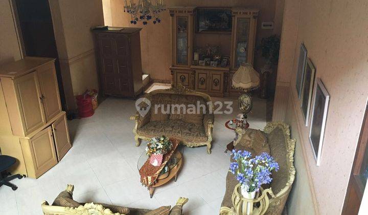 Rumah 250m2 Mewah Dan Nyaman Di Tomang 2