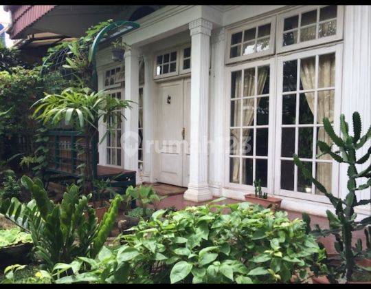 rumah asri di lingkungan elite jaksel pondok indah 2