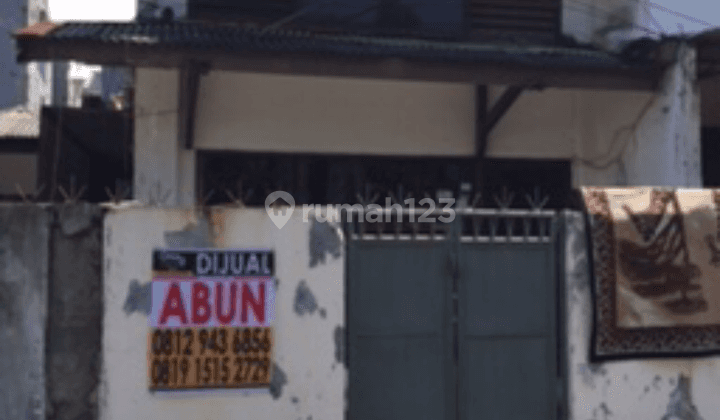 RUMAH 2 Lantai di Petojo dekat Harmoni dan Kesehatan , Harga dibawah NJOP ! 1