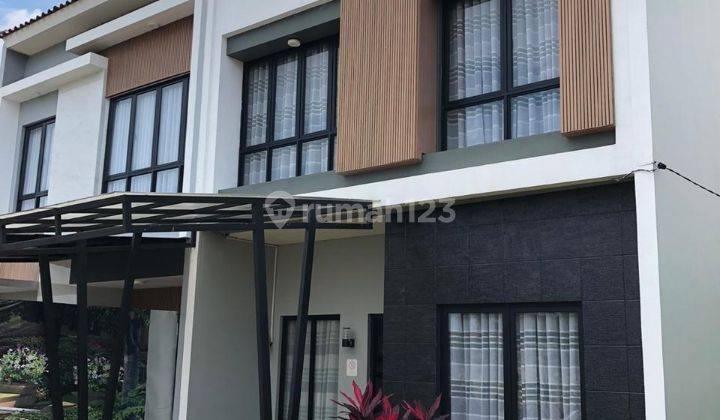 Rumah mewah strategis 2 Lantai Parung Bogor 1