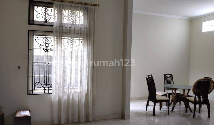 Rumah di kontraki., keren , bagus,furnish,dan siap huni, aman dan nyaman,di sentul city 2