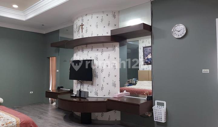 Rumah Mewah PIK Ada Kolam Renang 2